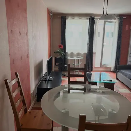 Apartmán Modern In Center With Free Parking