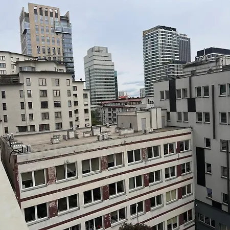 Modern In Center With Free Parking Apartmán